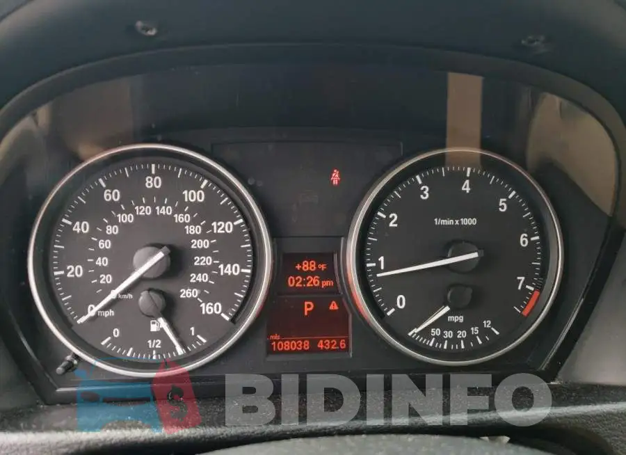 WBAVM1C57FV498889 Photo# 9