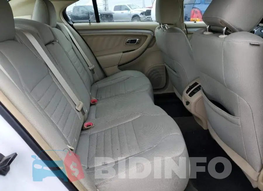 1FAHP2D86EG125874 Photo# 10