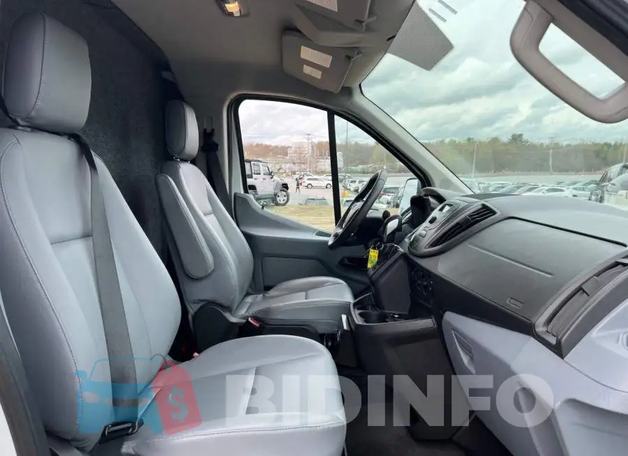 1FTNR1ZV2FKA67471 Photo# 5