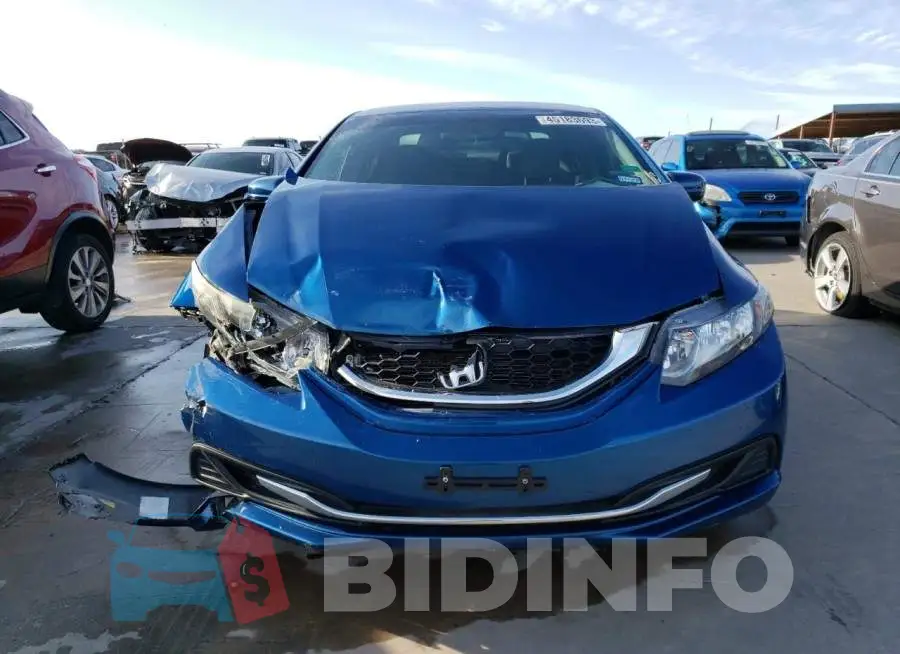 19XFB2F50EE030696 Photo# 5