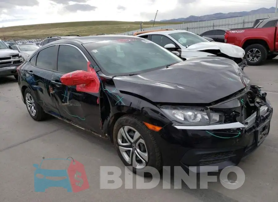19XFC2F52HE045864 Photo# 4