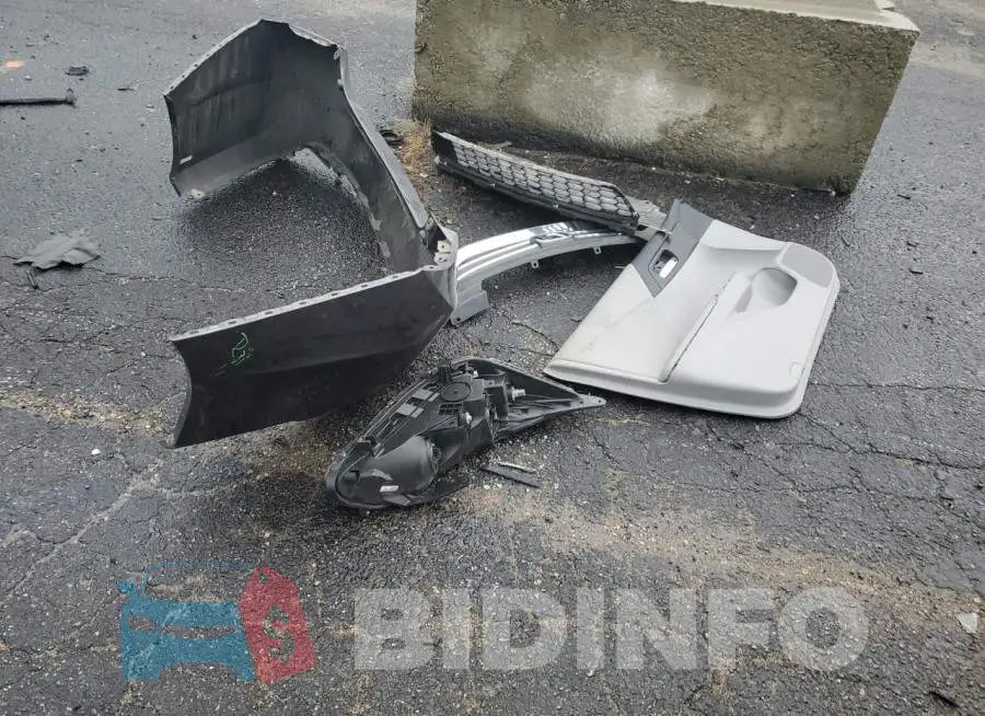 1HGCR2F78EA069833 Photo# 12