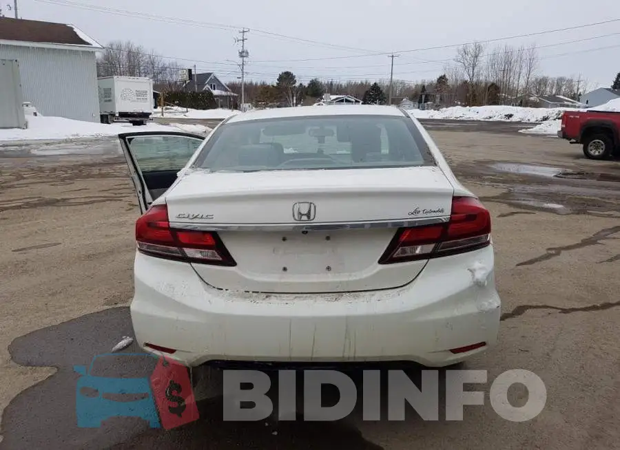 2HGFB2E42FH042767 Photo# 6