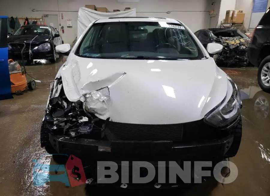 5NPDH4AE8GH724379 Photo# 5