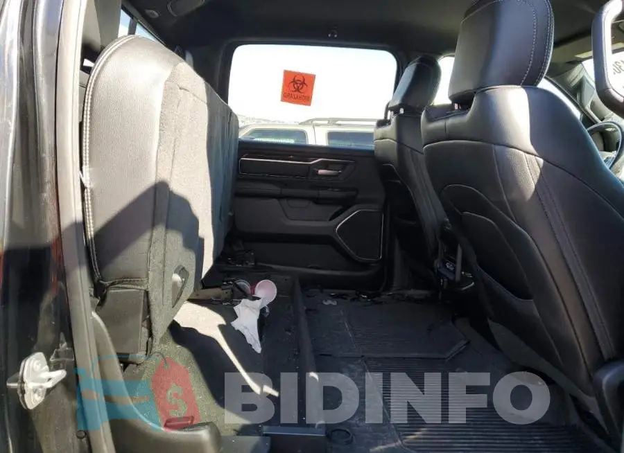 1C6SRFLM8LN374242 Photo# 10