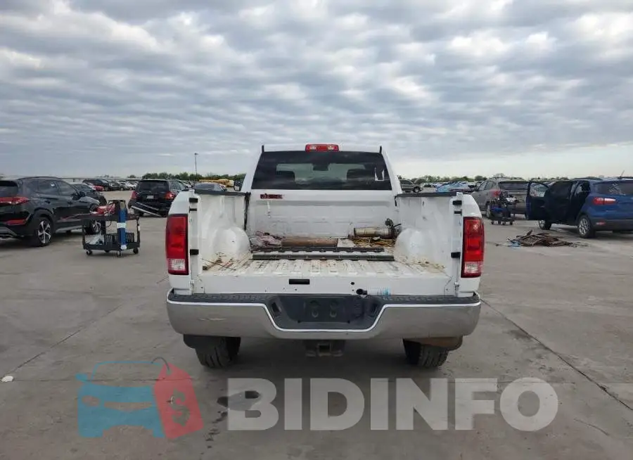 3C6UR4HL3HG567962 Photo# 6