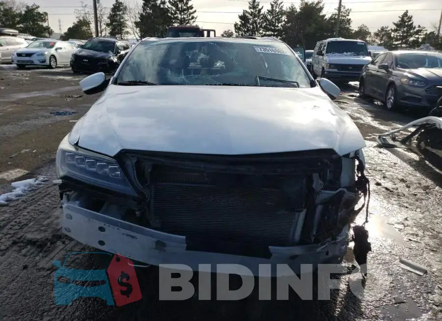 19UDE2F75HA015572 Photo# 5