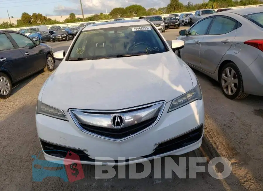 19UUB2F39FA023628 Photo# 5