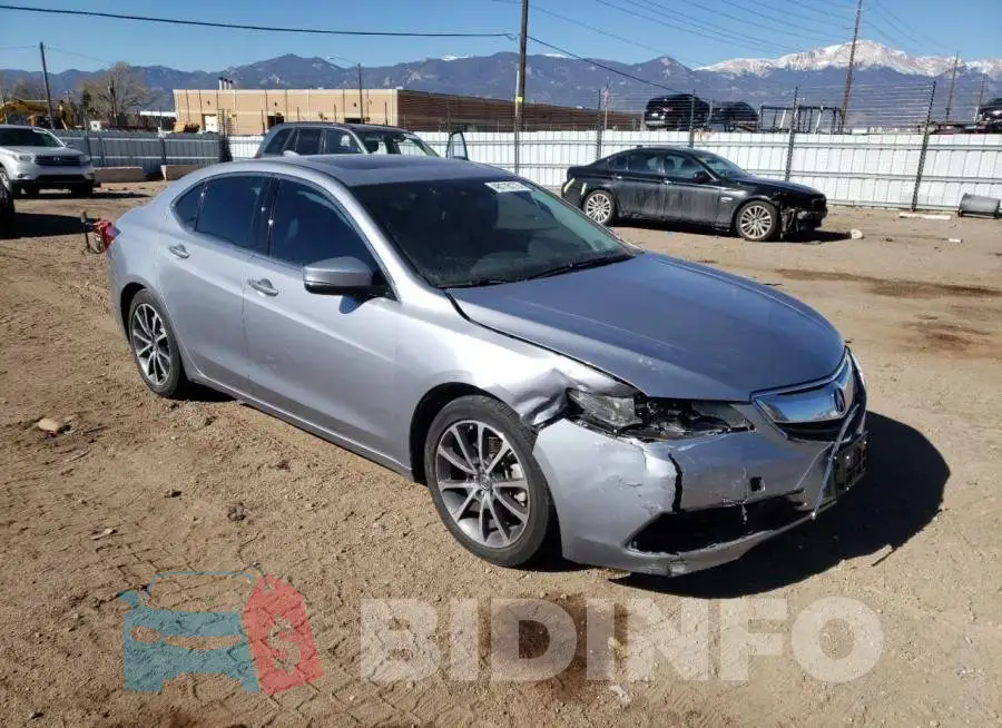 19UUB3F56FA008642 Photo# 4