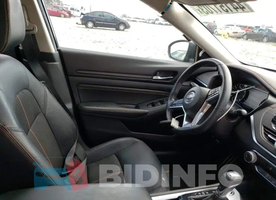 1N4BL4CV3LC173258 Photo# 7