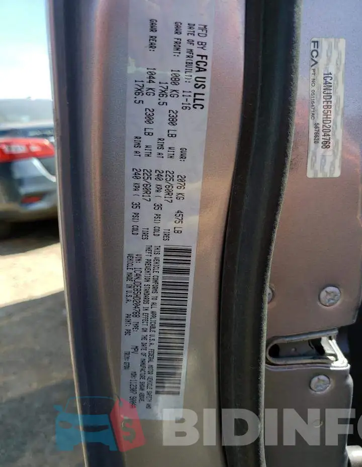 1C4NJDEB5HD204768 Photo# 12