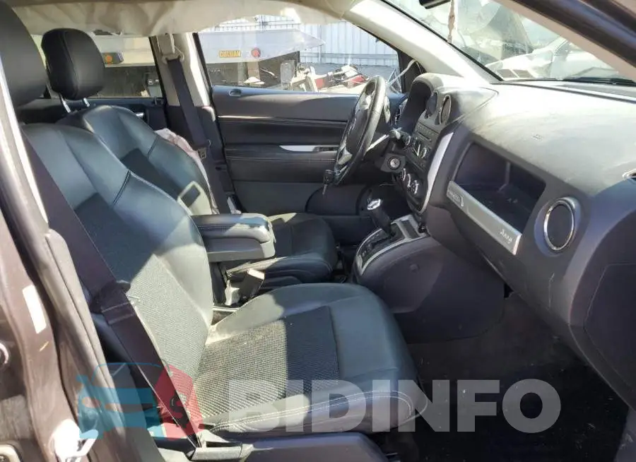 1C4NJDEBXFD271251 Photo# 7