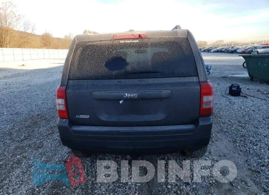 1C4NJPBA8GD641899 Photo# 6
