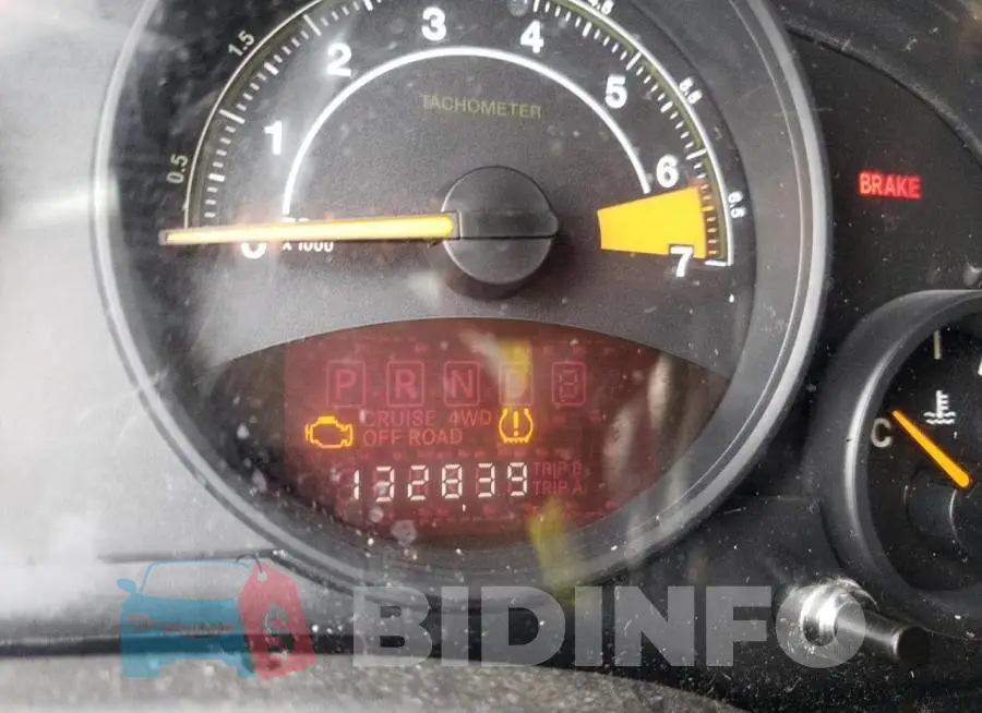 1C4NJPBB9FD146036 Photo# 8