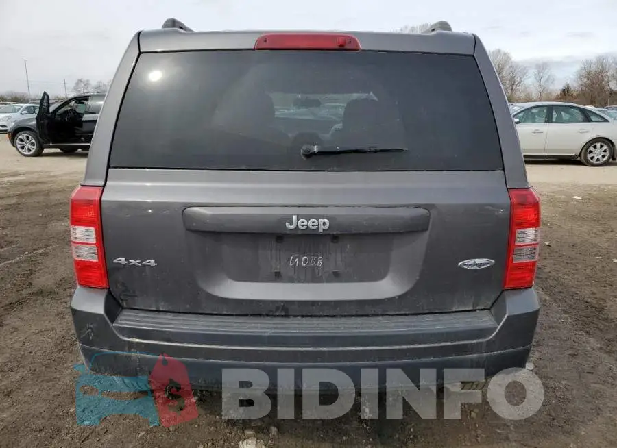 1C4NJPFB5ED827867 Photo# 6