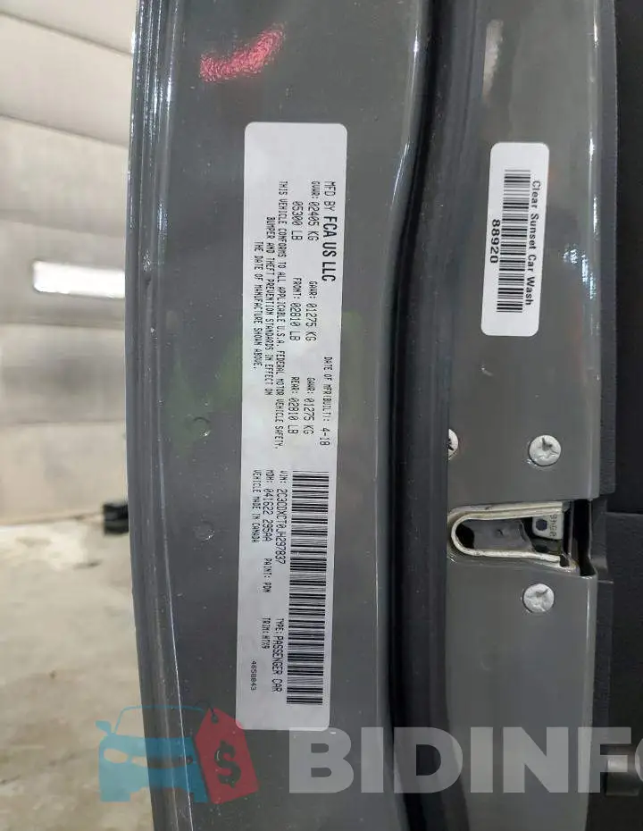 2C3CDXCT0JH297837 Photo# 10