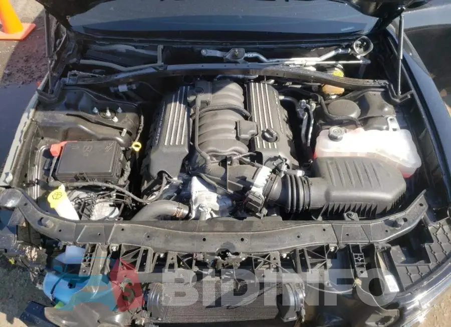2C3CDXGJ9NH210578 Photo# 11