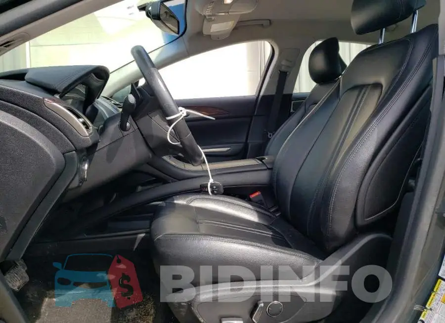 3LN6L2J9XGR611010 Photo# 7
