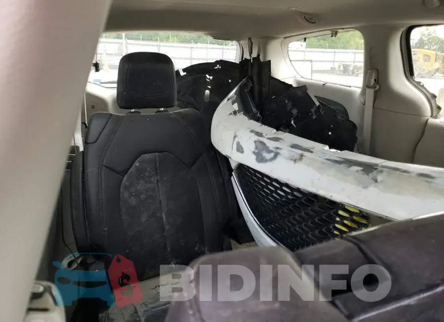 2C4RC1EG5HR722267 Photo# 11