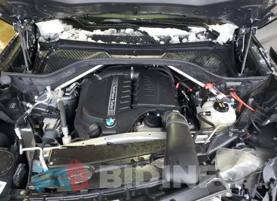 5UXKR0C38H0V71881 Photo# 12