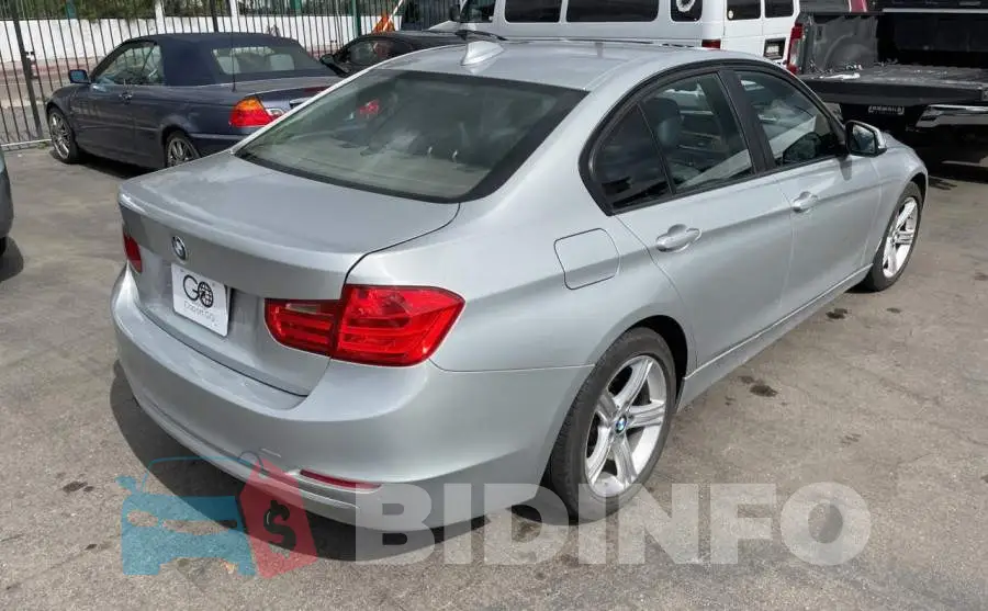 WBA3D3C50EF099415 Photo# 4