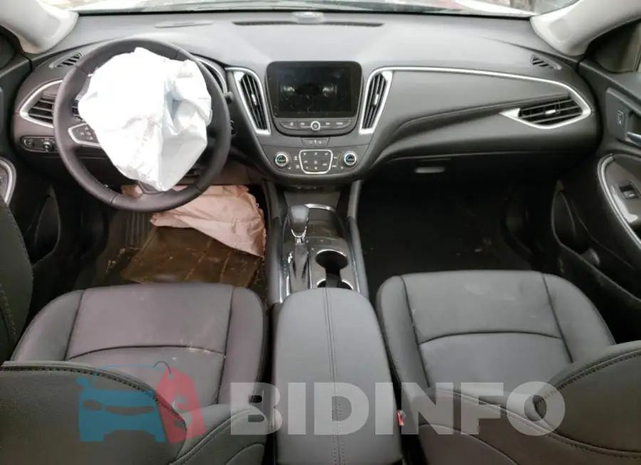 1G1ZD5ST2NF182913 Photo# 8