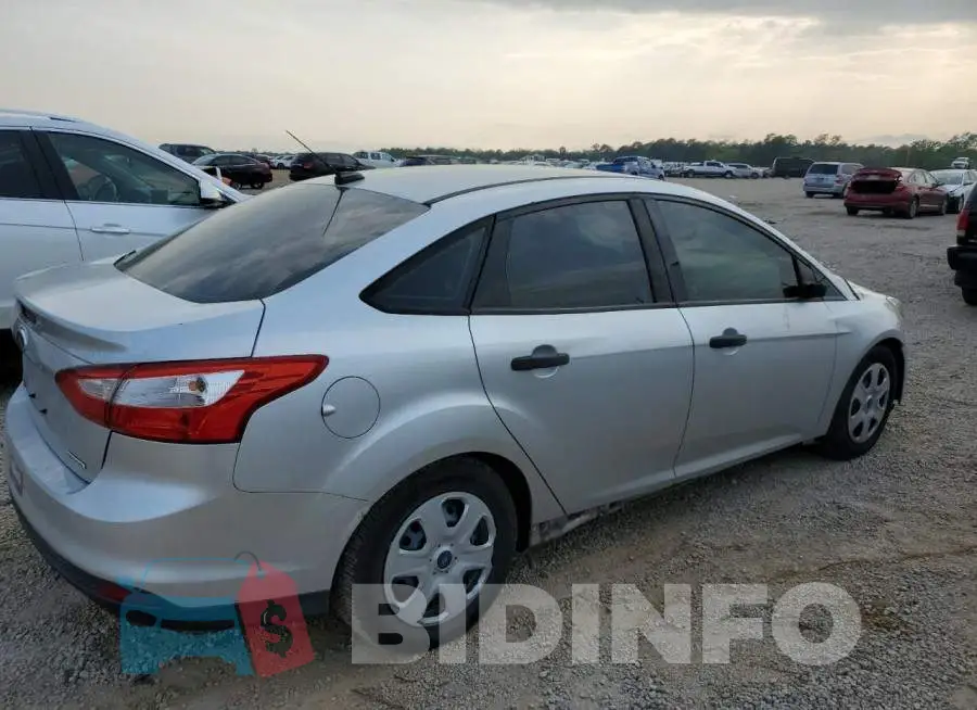1FADP3E29EL220984 Photo# 3