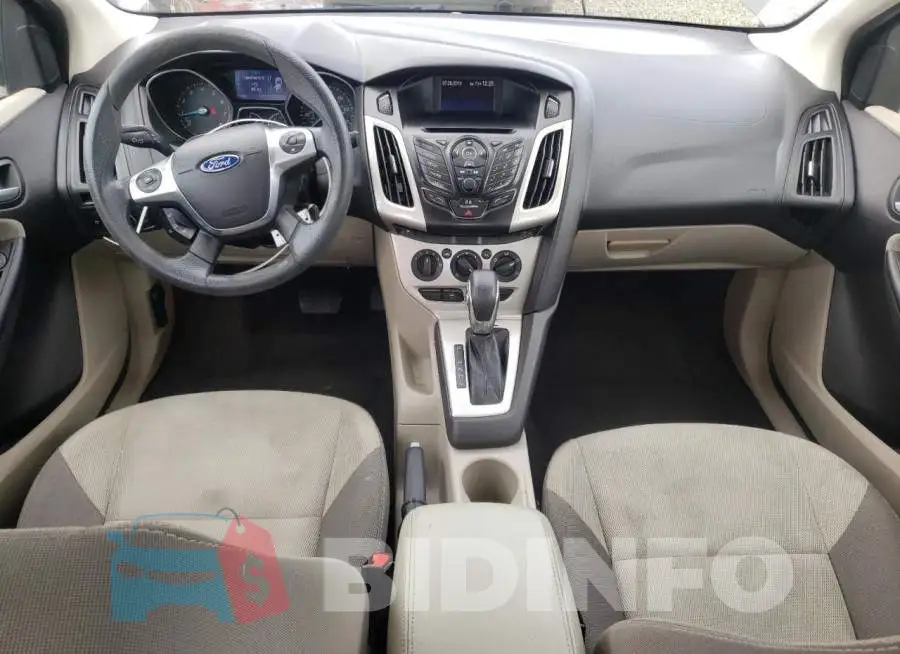 1FADP3F28EL103833 Photo# 8