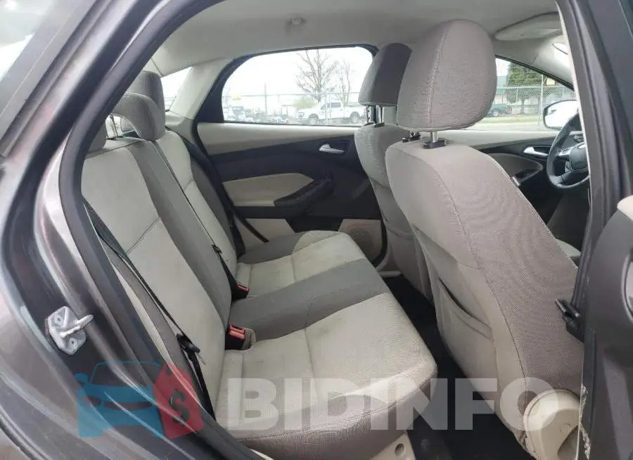 1FADP3F28EL103833 Photo# 10