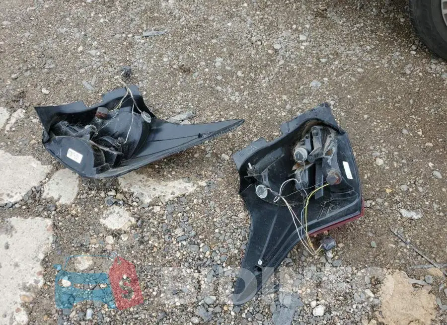 1FADP3K20EL372219 Photo# 12