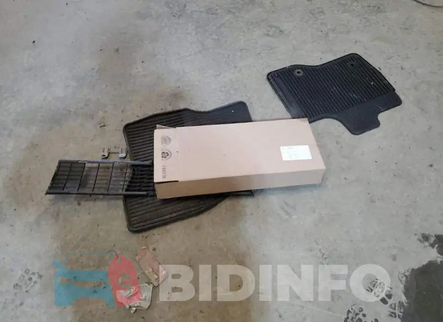 1FM5K8D81EGC04542 Photo# 13