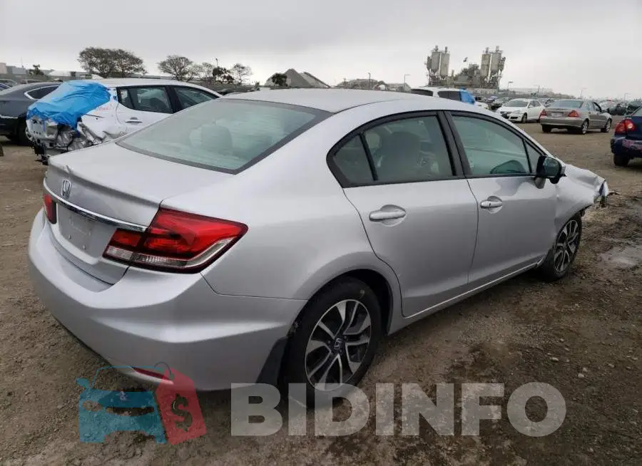 19XFB2F84EE207020 Photo# 3