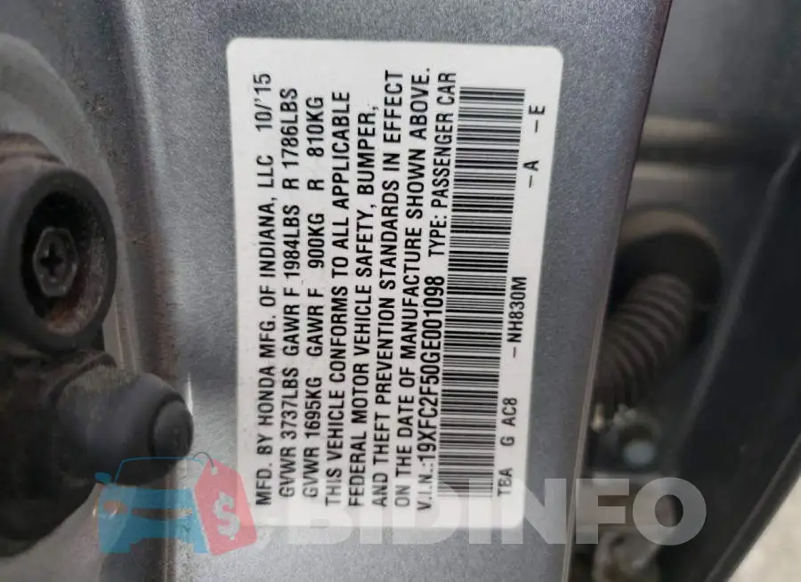 19XFC2F50GE001098 Photo# 13