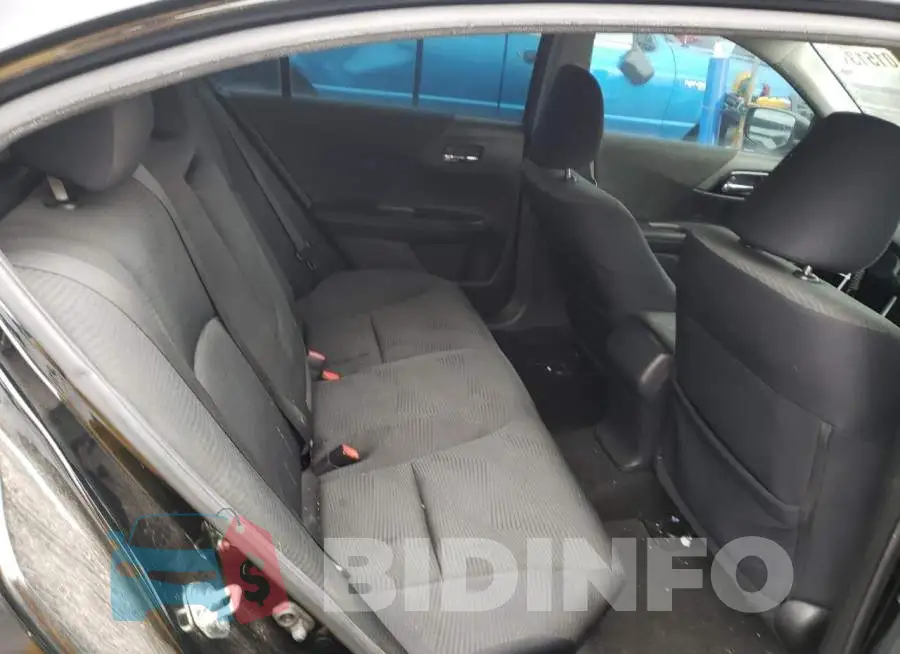1HGCR2F41HA168634 Photo# 10