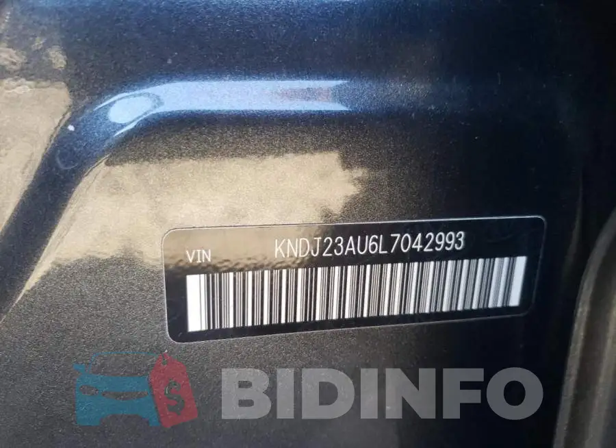 KNDJ23AU6L7042993 Photo# 13
