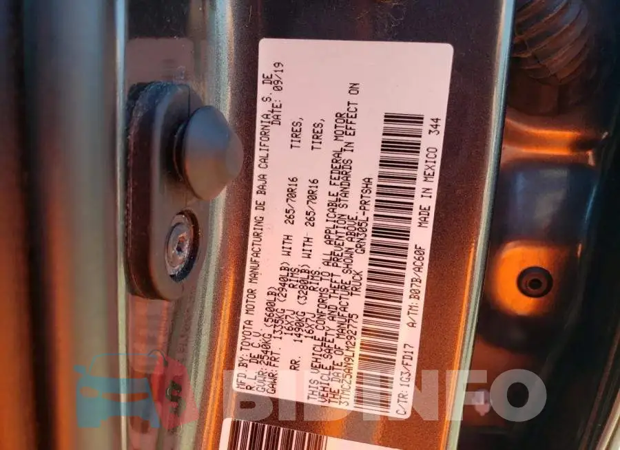 3TMCZ5AN9LM292775 Photo# 14