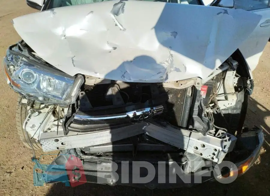 5TDZKRFH3FS040808 Photo# 11