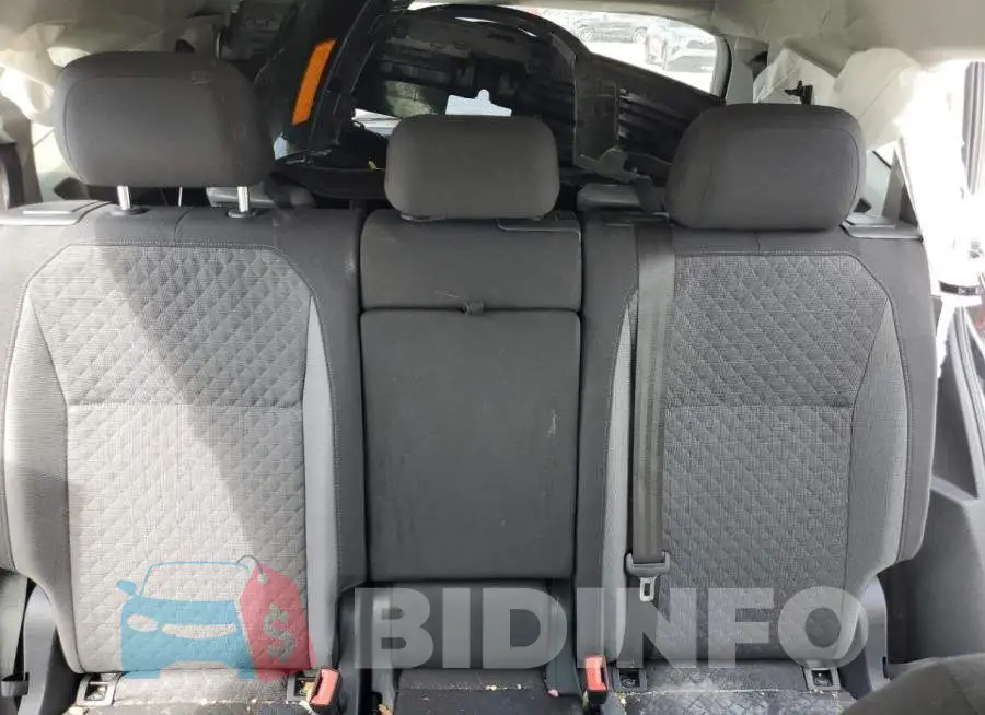 3VV1B7AX2KM120743 Photo# 10