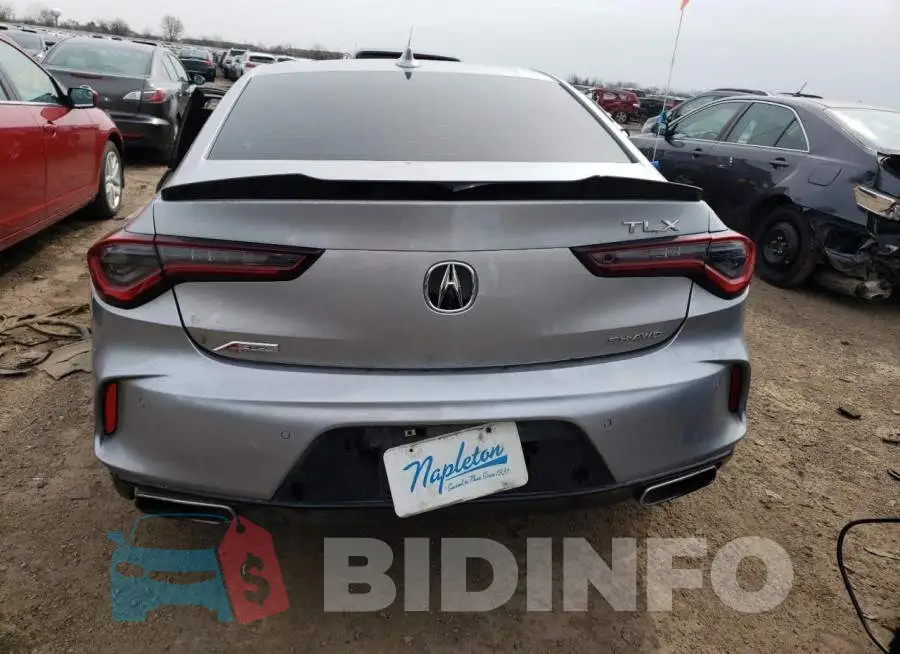 19UUB6F57MA012018 Photo# 6