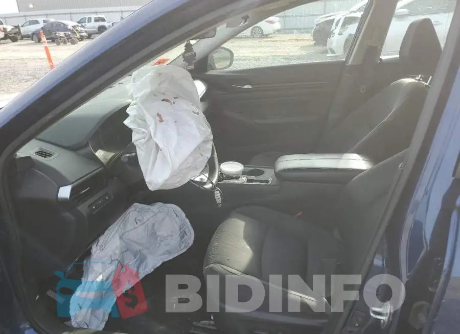 1N4BL4BV2KC218657 Photo# 7