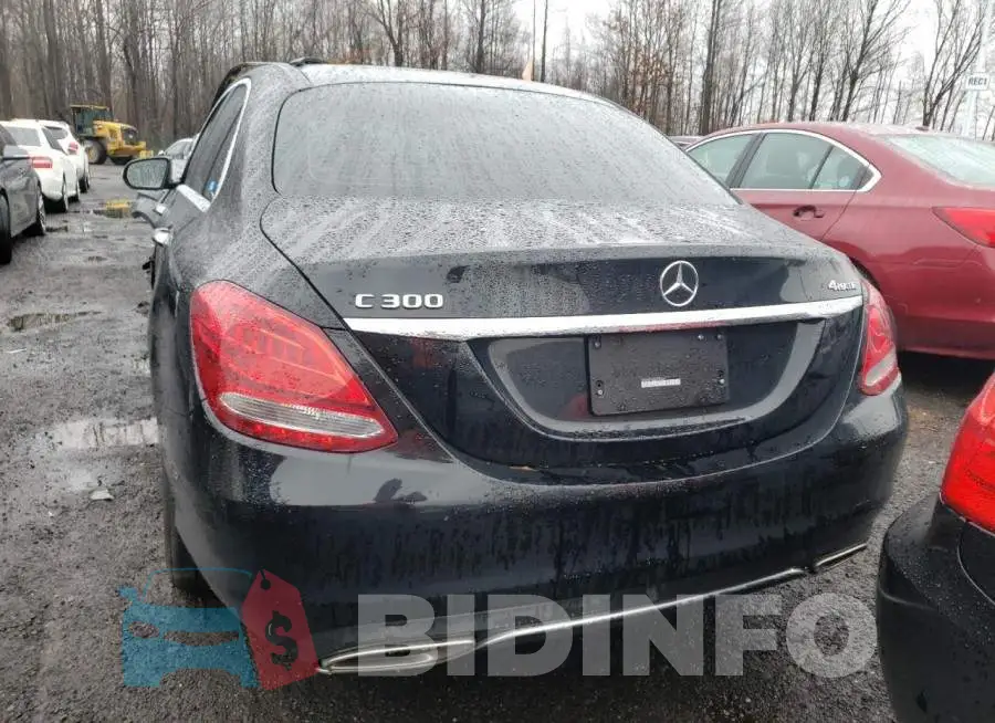 WDDWF4KB8JR388371 Photo# 6