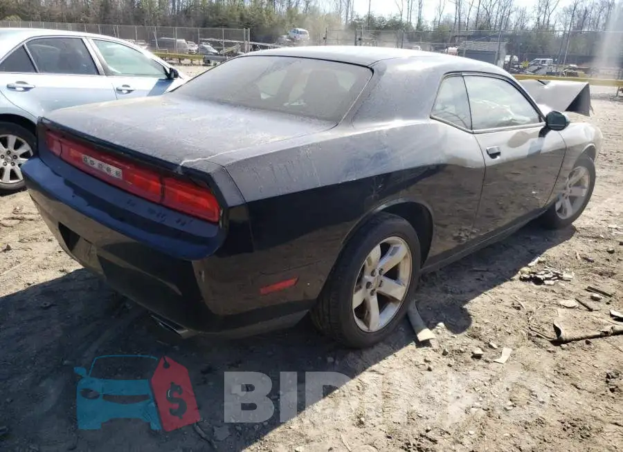 2C3CDYAG3EH152809 Photo# 3