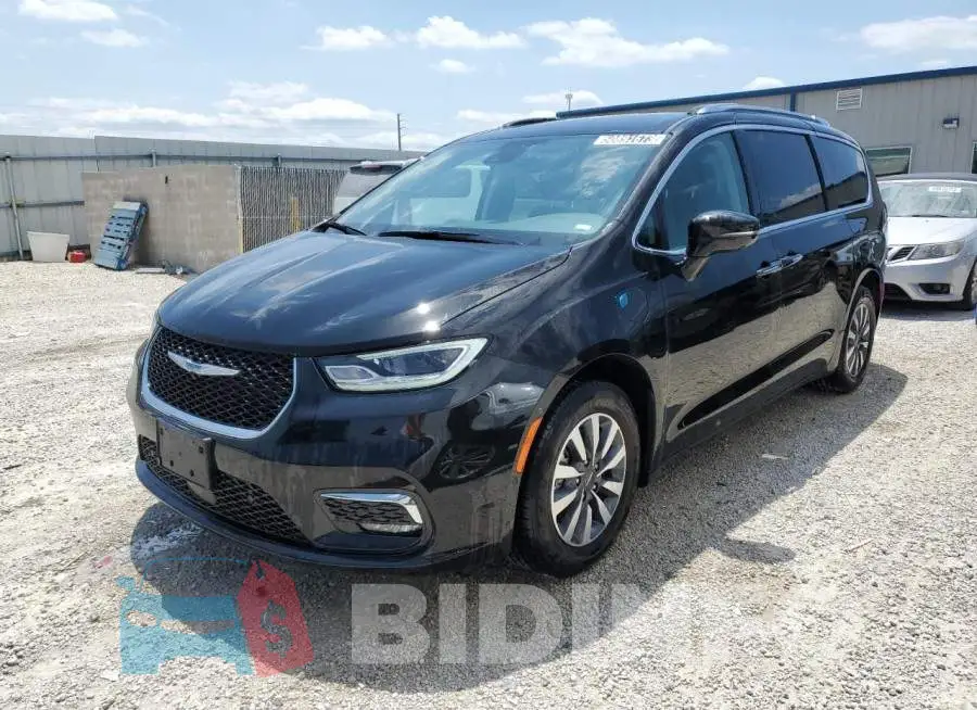 2C4RC1L76MR596403 Photo# 1