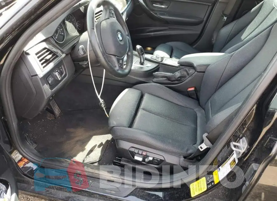 WBA8E5G54JNU46219 Photo# 7