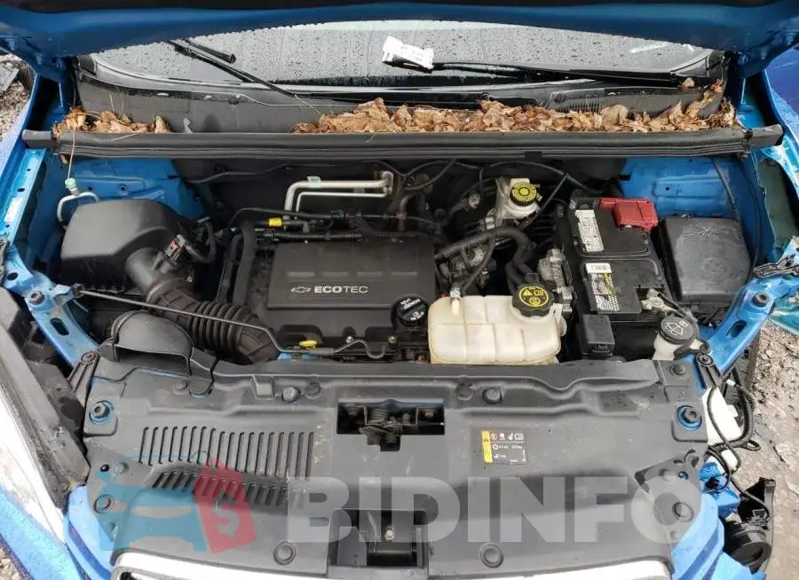 KL7CJLSB8GB570513 Photo# 12