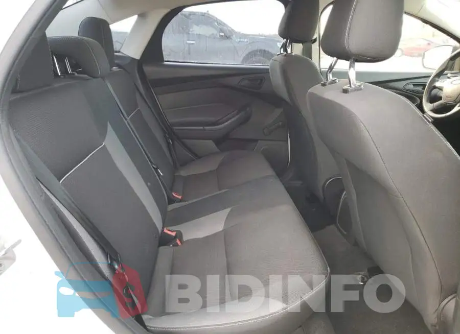 1FADP3E25EL118677 Photo# 10