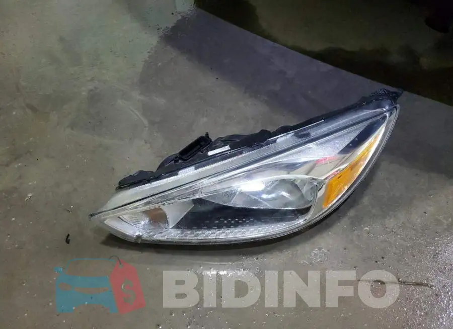 1FADP3F23HL201057 Photo# 12