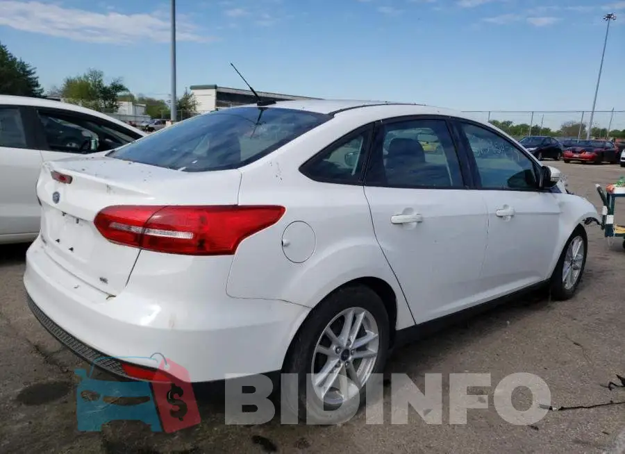 1FADP3F24HL299015 Photo# 3