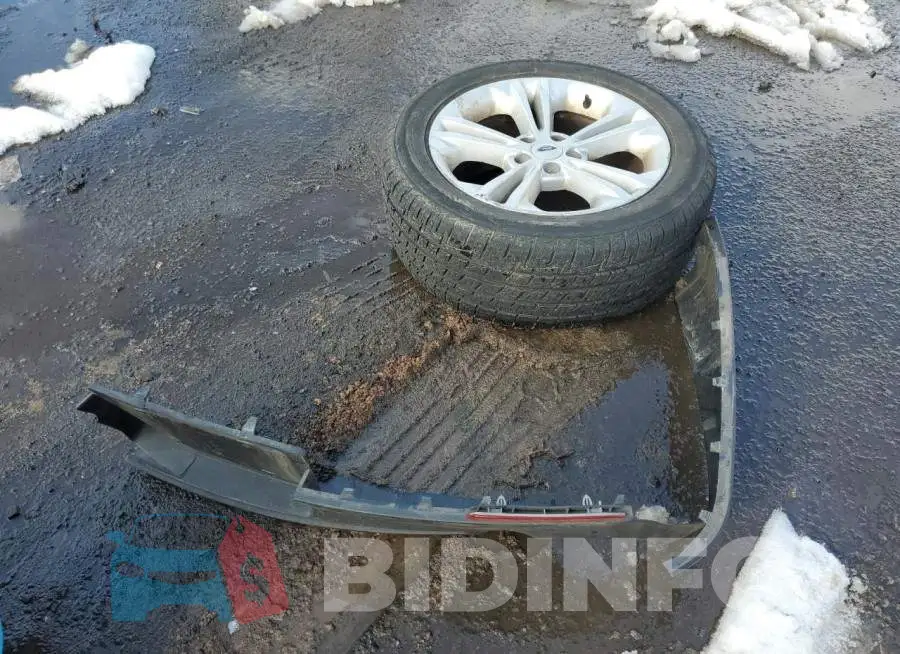 1FAHP2D8XGG132829 Photo# 12