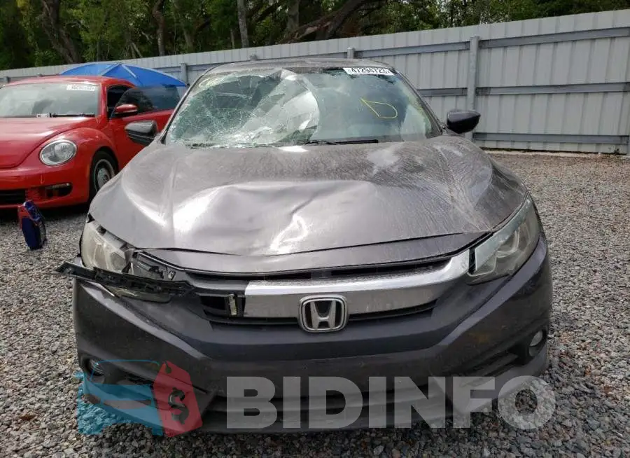 19XFC1F70HE011577 Photo# 5